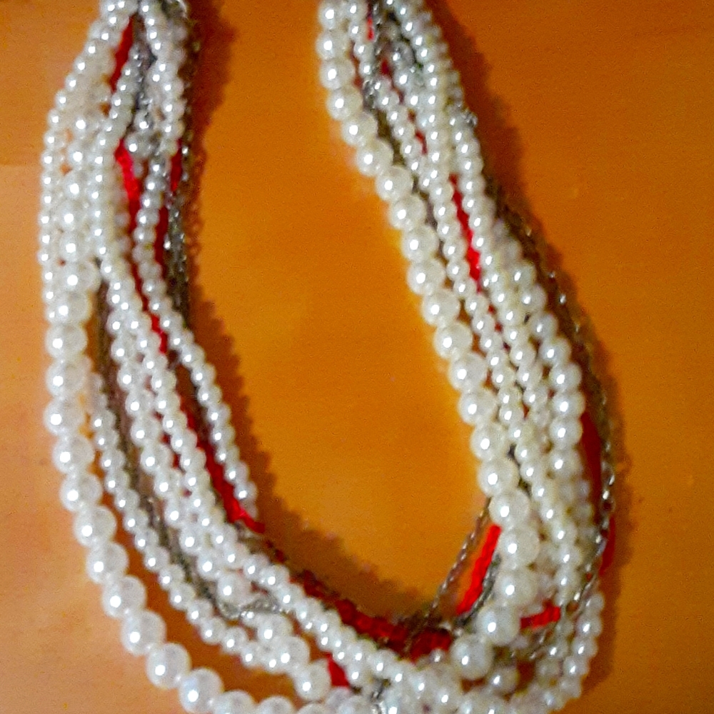 Simulated Pearl and plated chain necklace